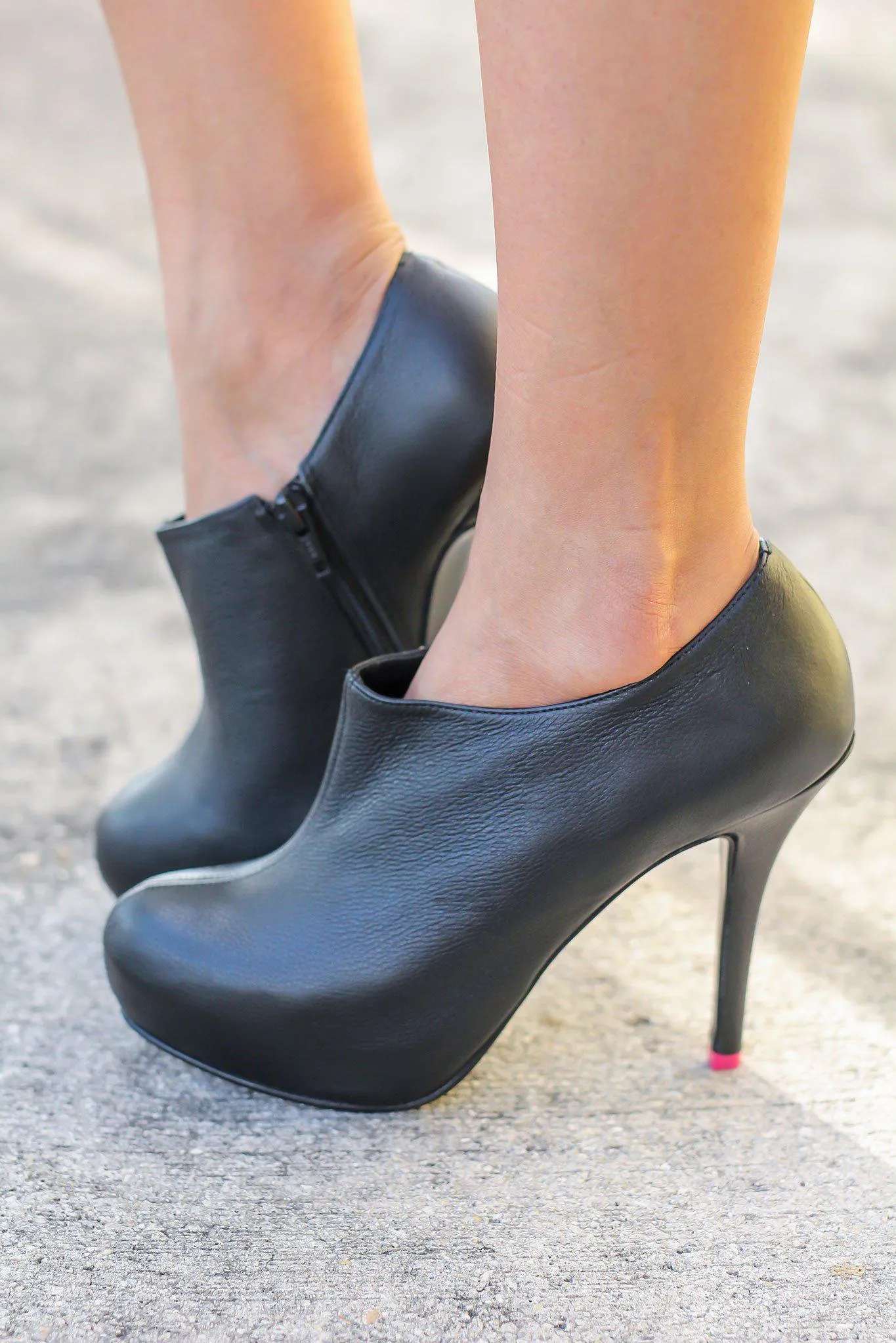 Black Heeled Bootie with Zipper