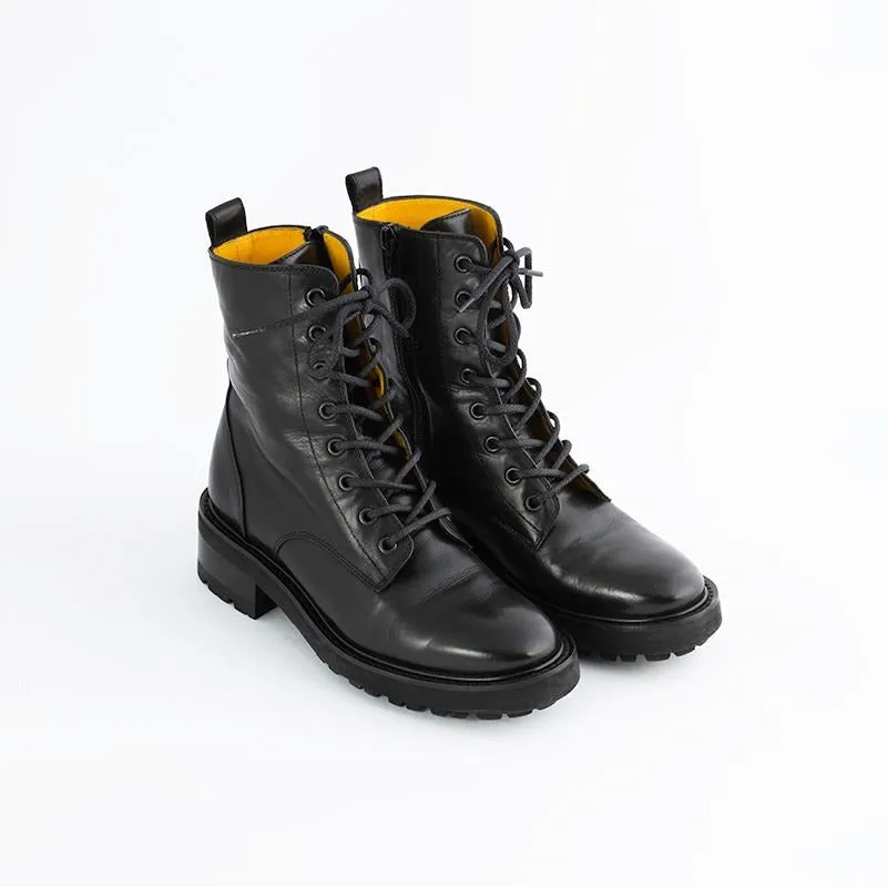 Città Lace-Up Boot