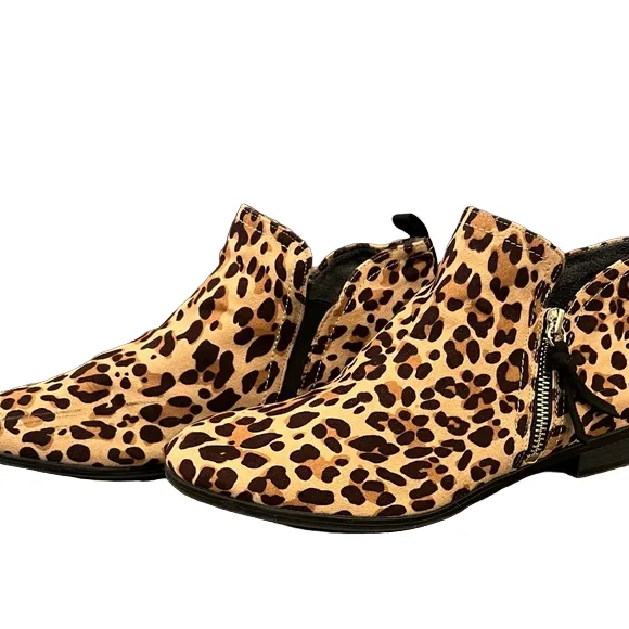 Dr. Scholl's Women's Ankle Boots Leopard Print