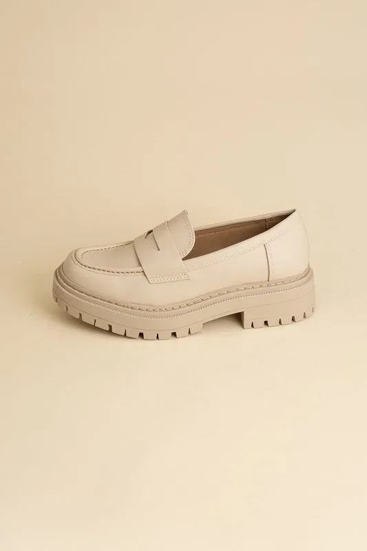 EUREKA Classic Loafers