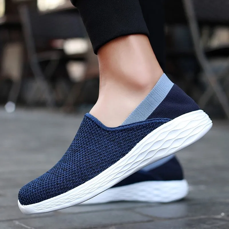 Man's breathable leisure fashion slip-on flat wide loafers