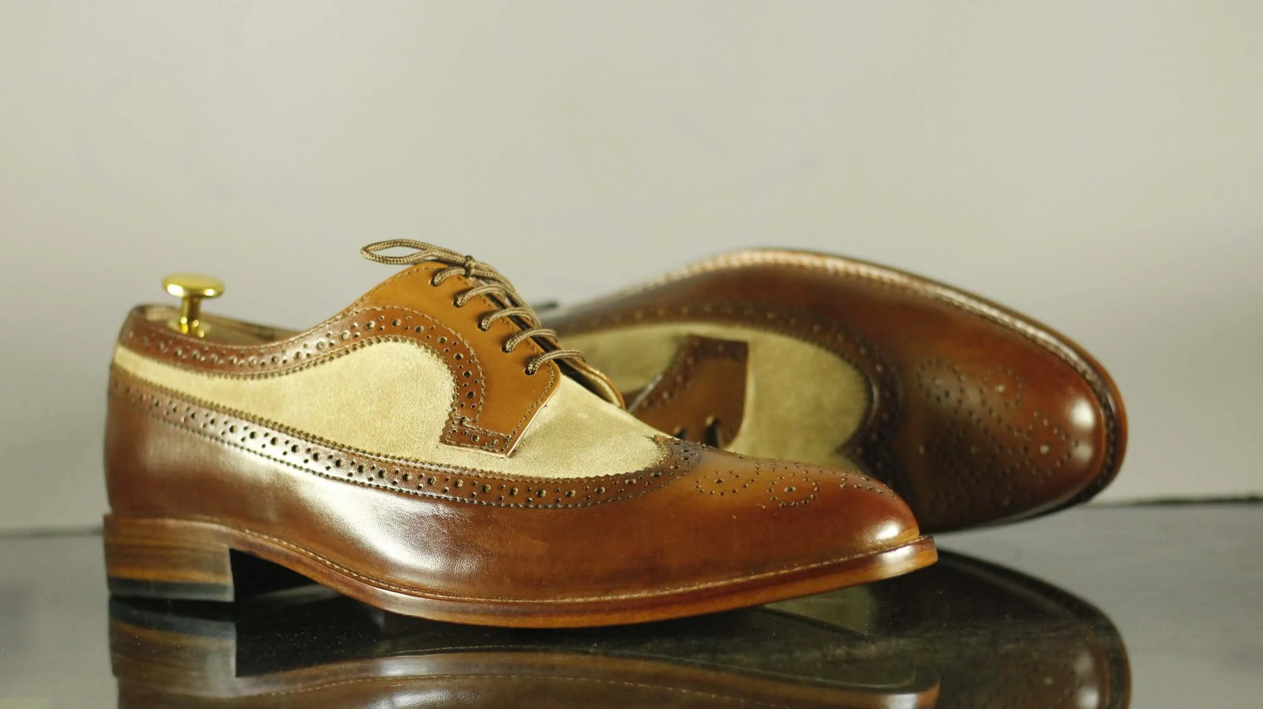 Men's Bespoke Beige Brown Wing Tip Lace Up Shoes