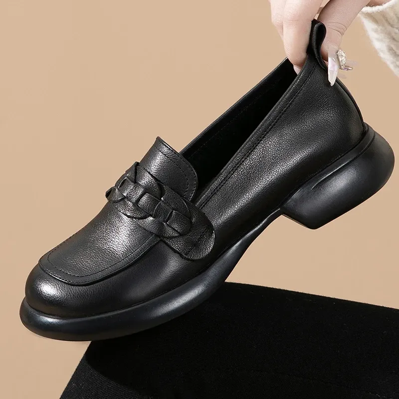 USS Shoes Elsa Women's Leather Loafers